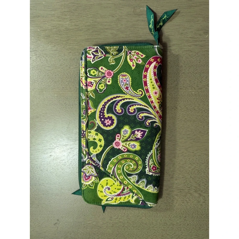 Vera Bradley shipping window plaid